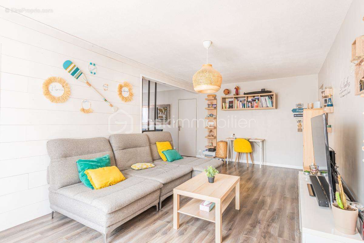 Appartement à HYERES