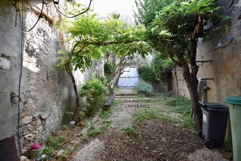 Maison à SAINT-MARCEL-D&#039;ARDECHE