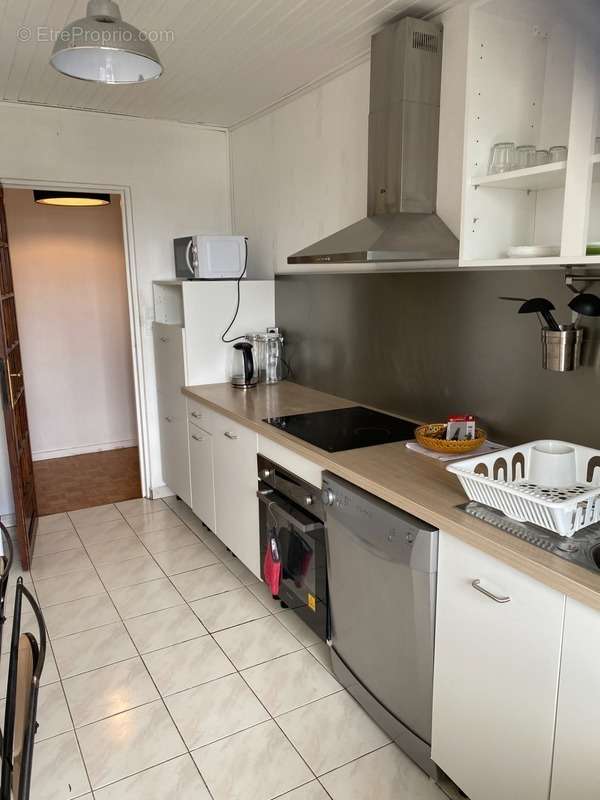 Appartement à SAINT-GENIS-LAVAL