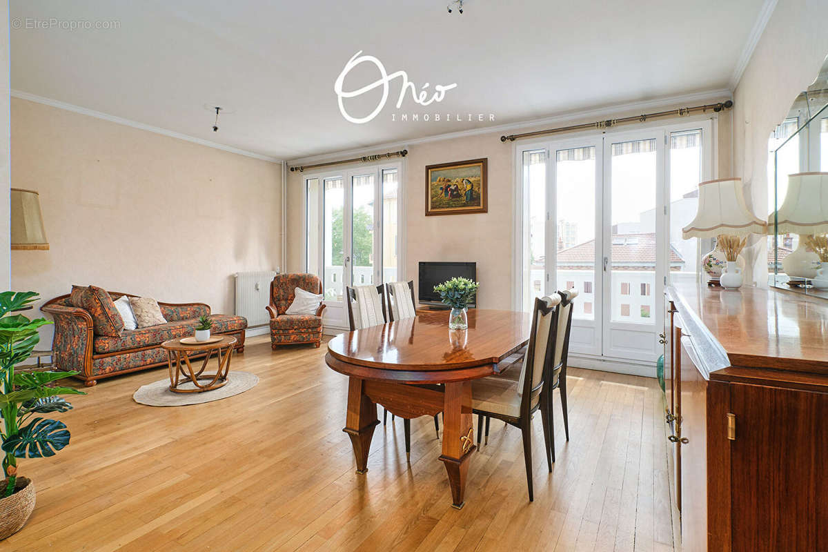 Appartement à LYON-8E