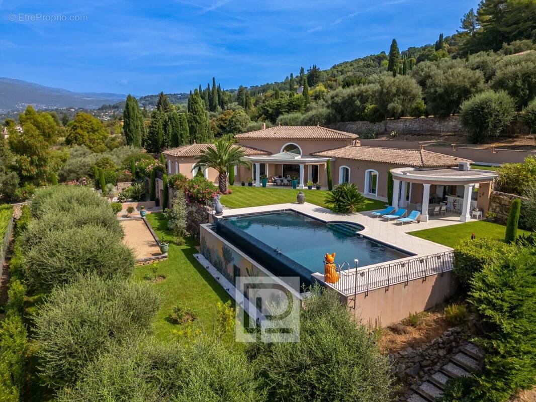 Maison à MOUGINS