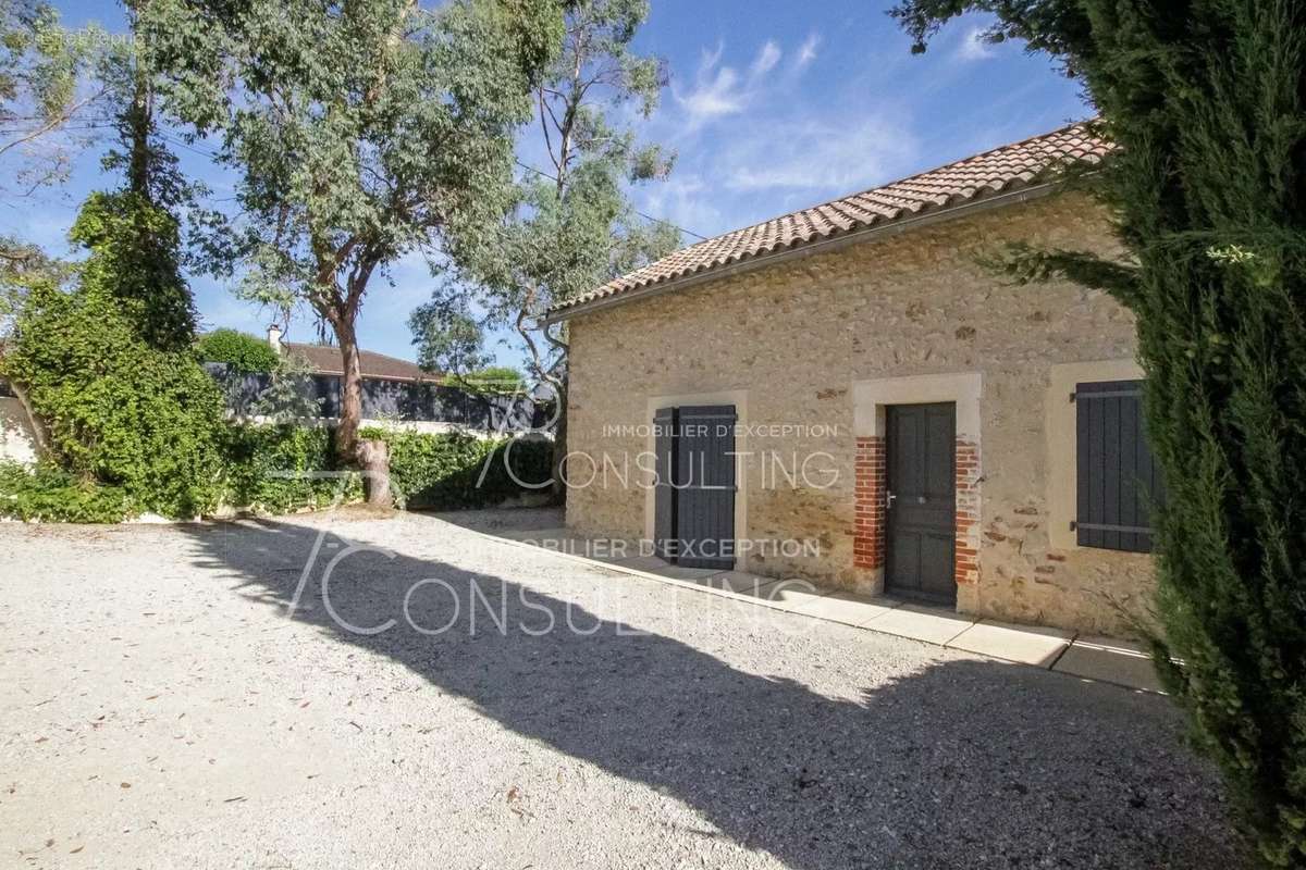 Maison à CAHORS