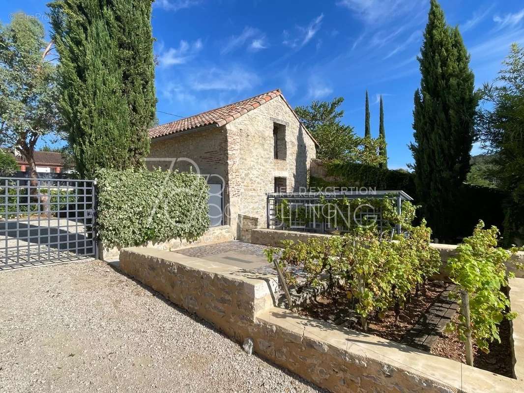 Maison à CAHORS