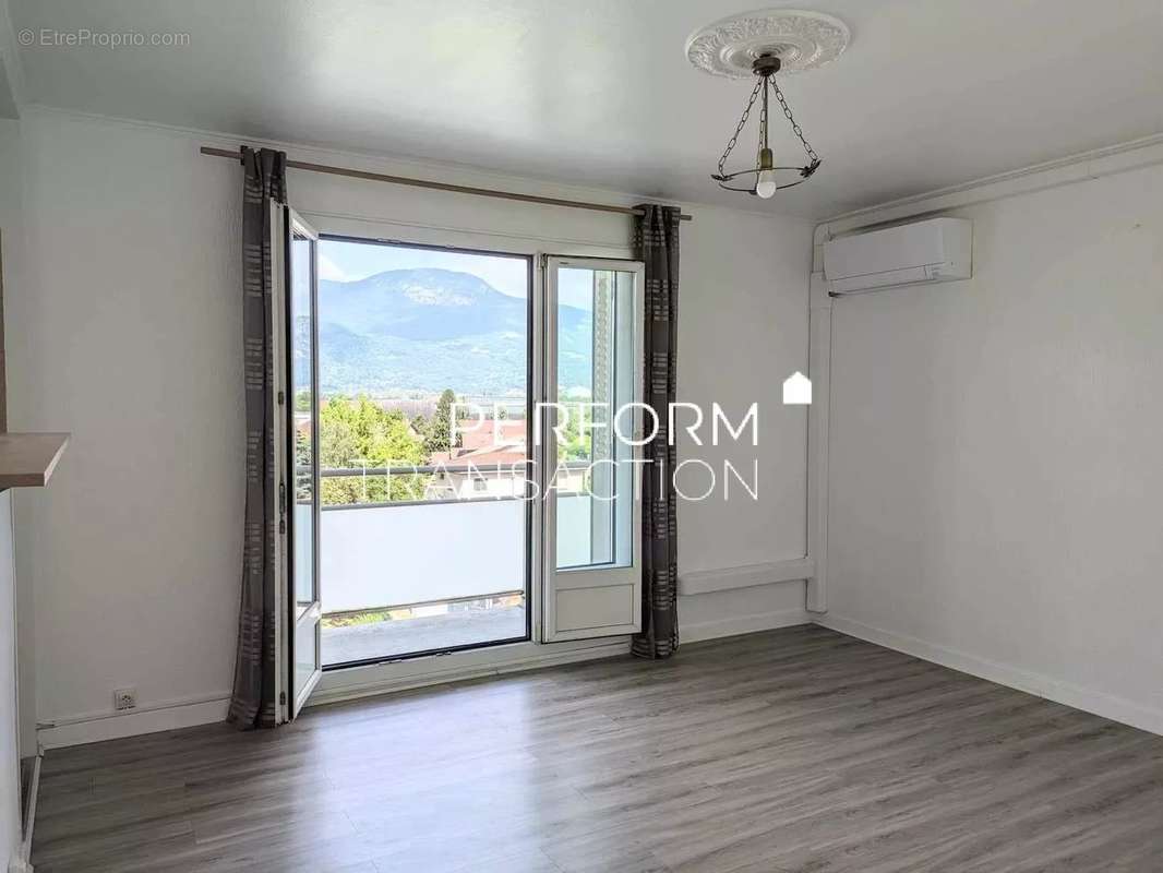 Appartement à SASSENAGE