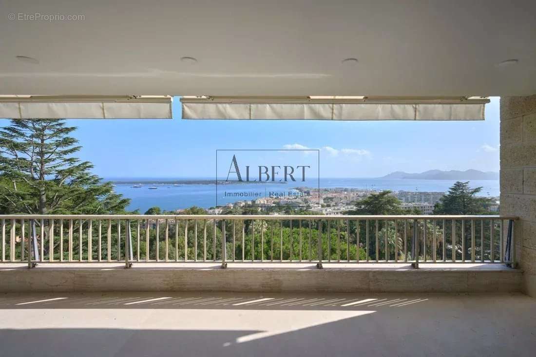 Appartement à CANNES