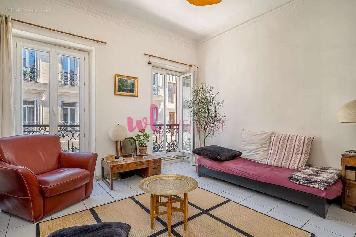 Appartement à MARSEILLE-1E