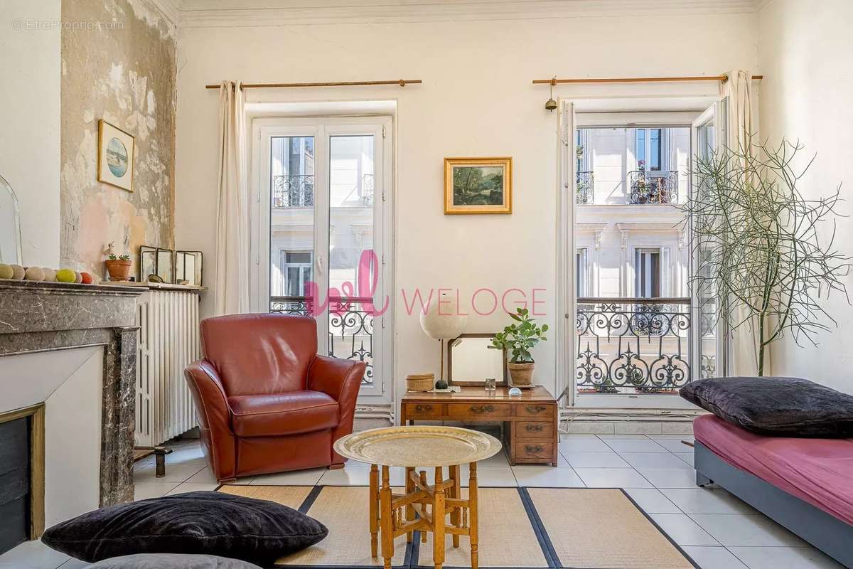 Appartement à MARSEILLE-1E