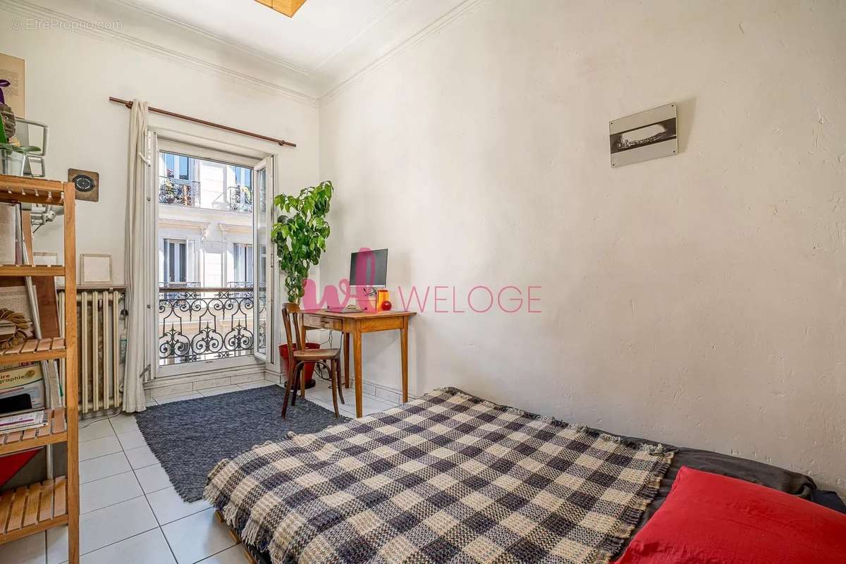 Appartement à MARSEILLE-1E