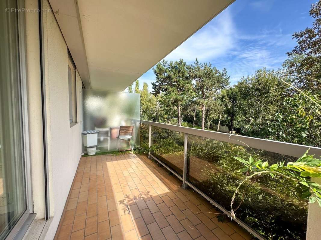 Appartement à SURESNES