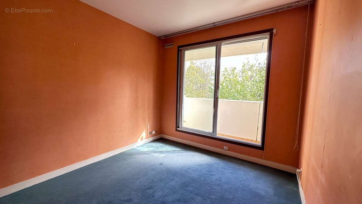 Appartement à SURESNES