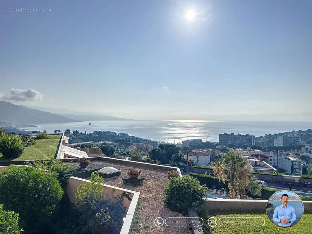 Appartement à ROQUEBRUNE-CAP-MARTIN