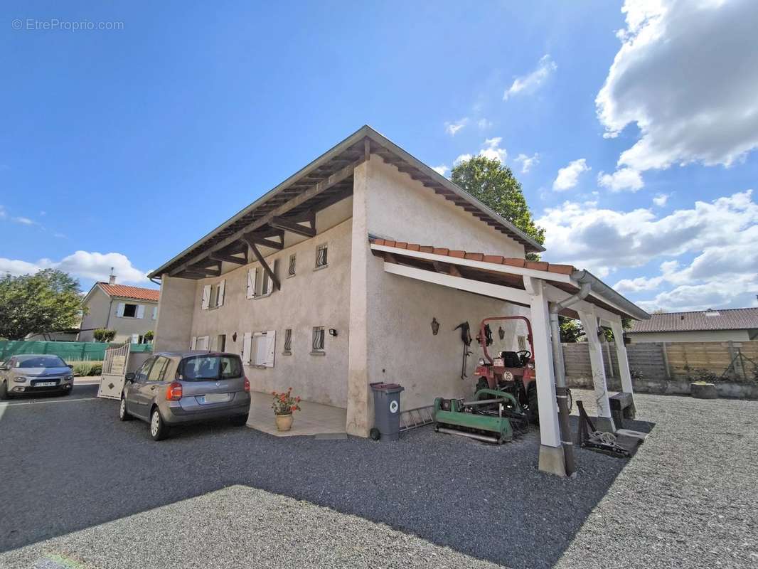 Maison à SAINT-DIDIER-SUR-CHALARONNE