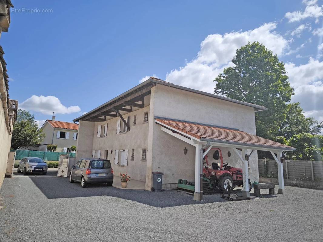 Maison à CHATILLON-SUR-CHALARONNE