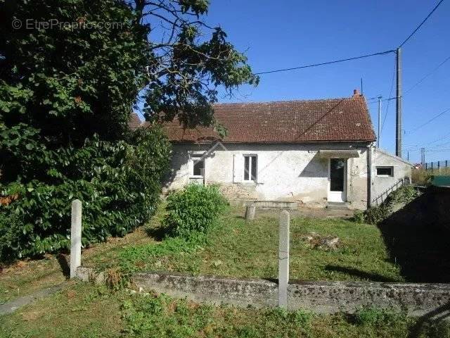 Maison à VARENNES-SUR-ALLIER