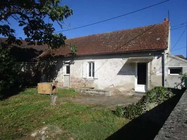 Maison à VARENNES-SUR-ALLIER