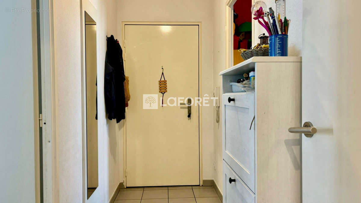 Appartement à MARSEILLE-2E