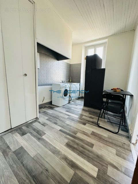 Appartement à MARSEILLE-3E