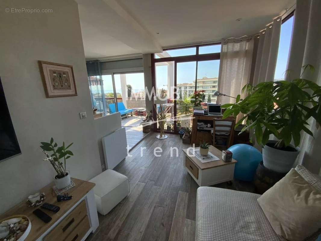 Appartement à MENTON