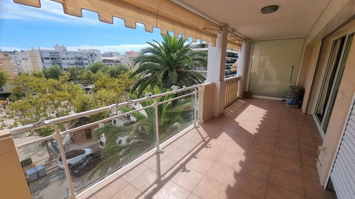 Appartement à CANNES