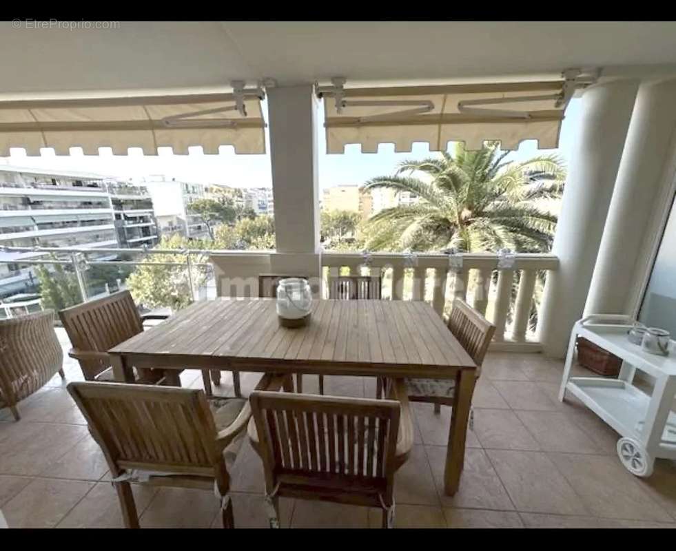 Appartement à CANNES