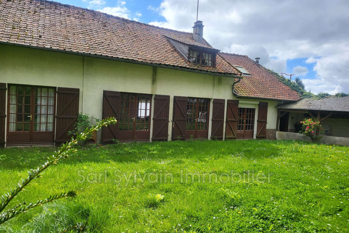 Maison à GRANDVILLIERS