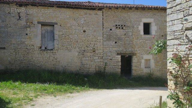 Appartement à TUSSON