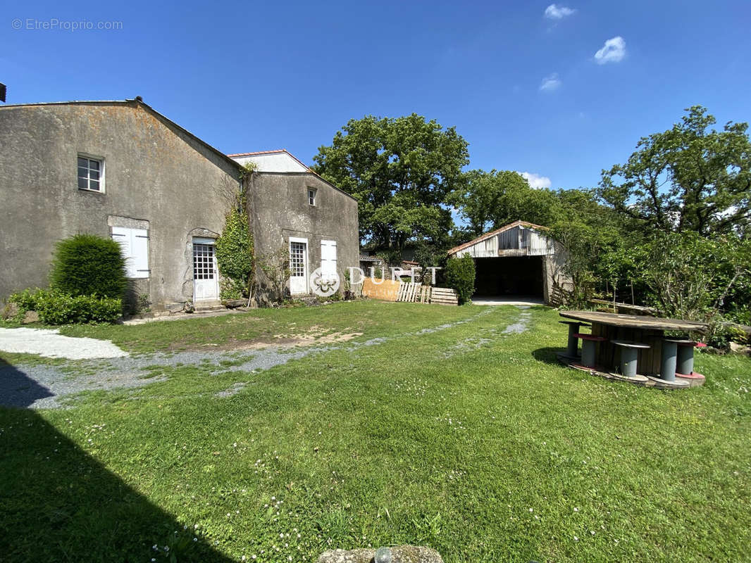 Maison à BOUSSAY