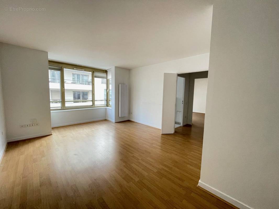 Appartement à LEVALLOIS-PERRET