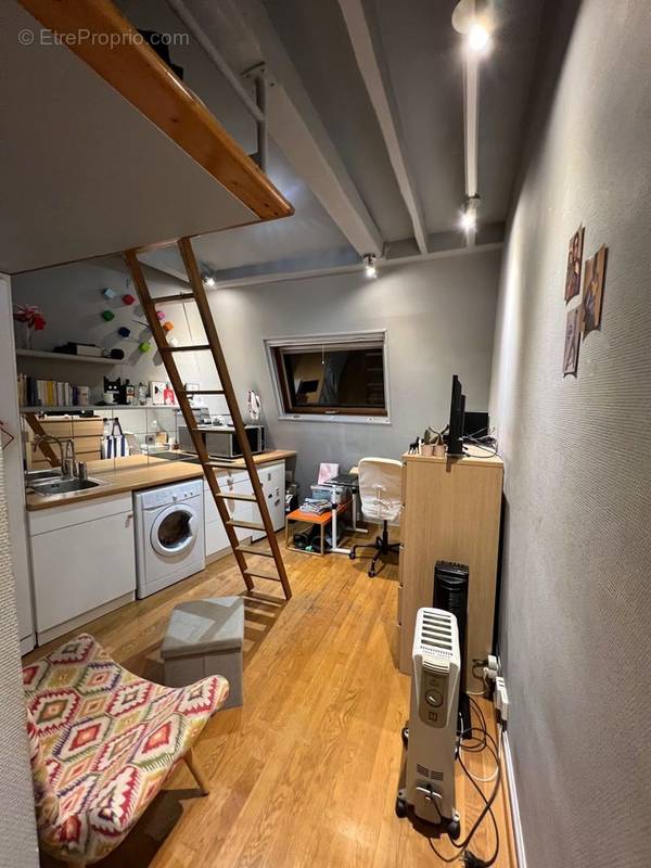 Appartement à PARIS-8E