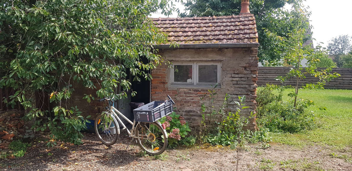 Maison à VERDUN-SUR-LE-DOUBS