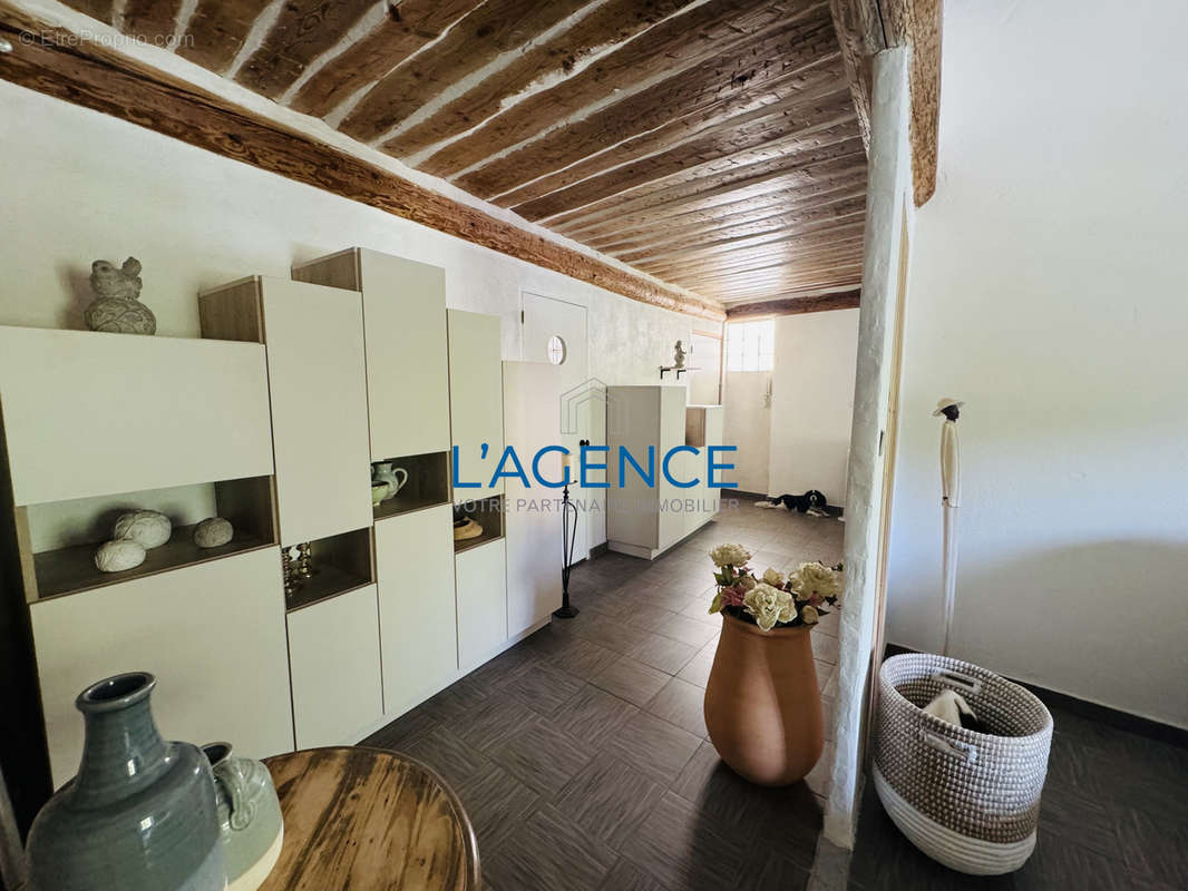 Appartement à HYERES