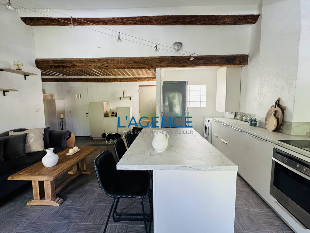 Appartement à HYERES