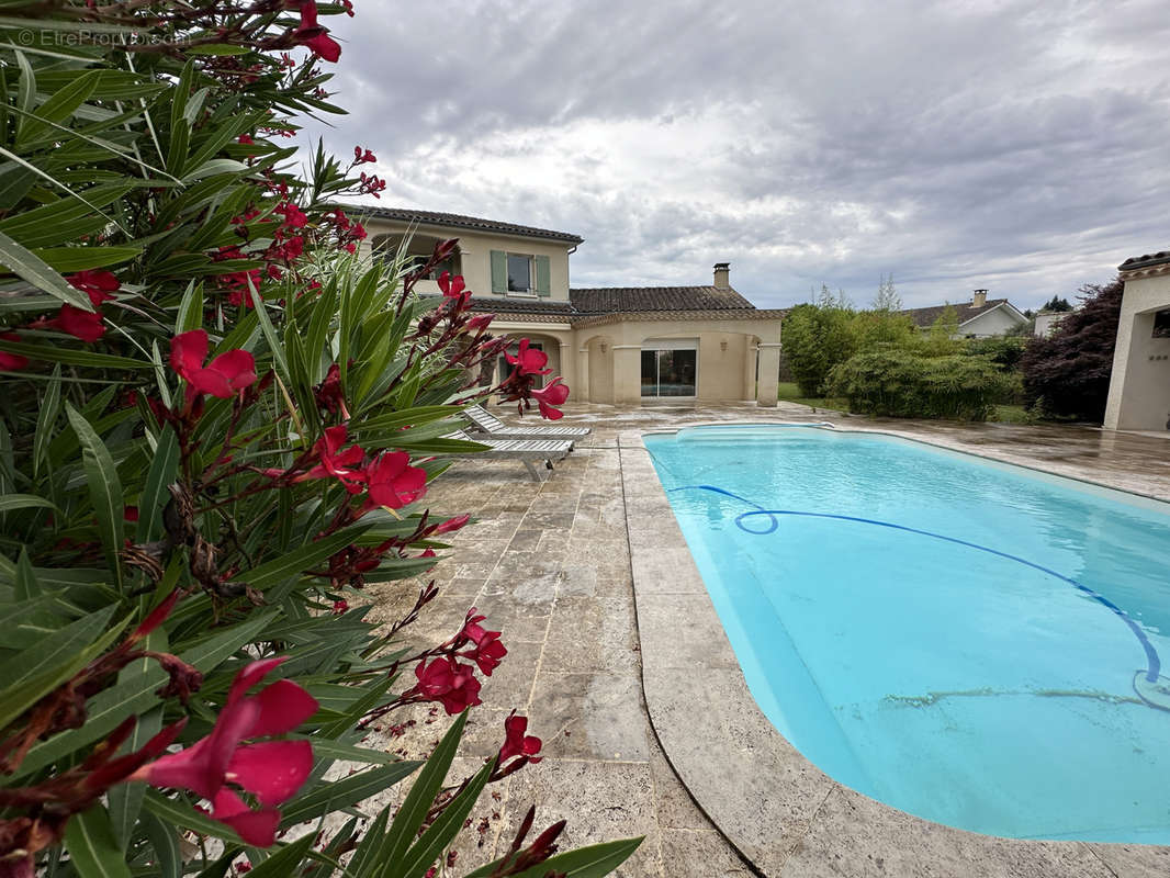 Maison à LE PIAN-MEDOC