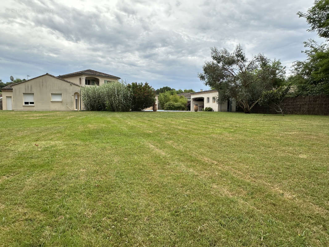 Maison à LE PIAN-MEDOC