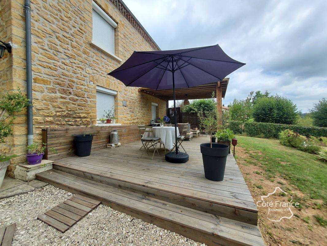 Maison à SARLAT-LA-CANEDA