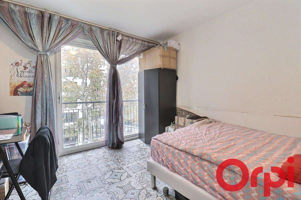 Appartement à MARSEILLE-1E