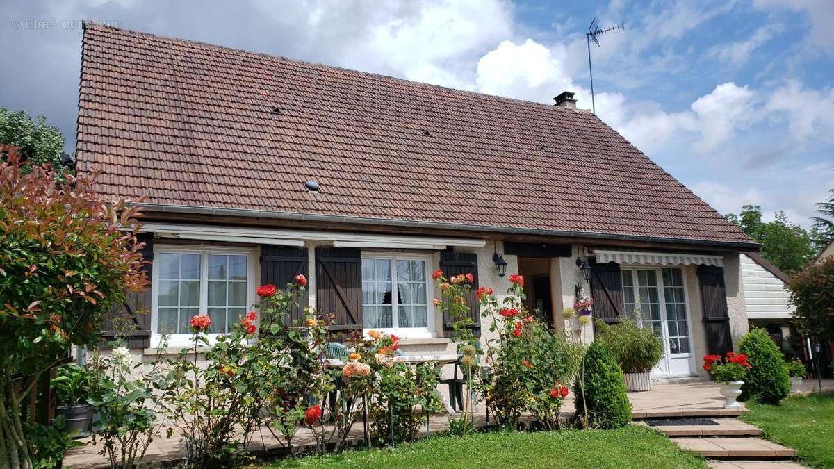 Maison à EZY-SUR-EURE