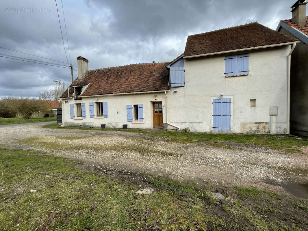 Maison à ANNAY