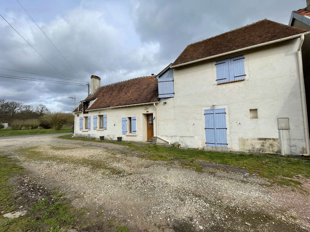 Maison à ANNAY