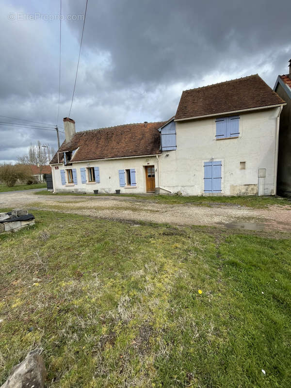 Maison à ANNAY