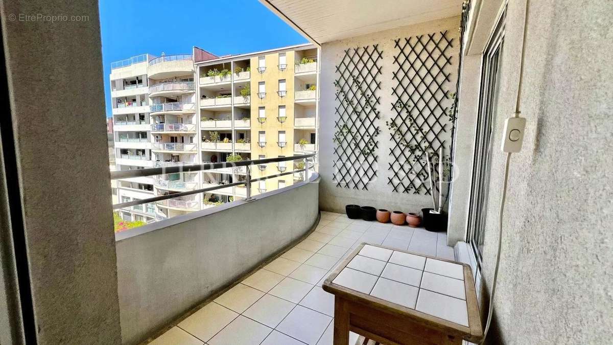 Appartement à MARSEILLE-8E