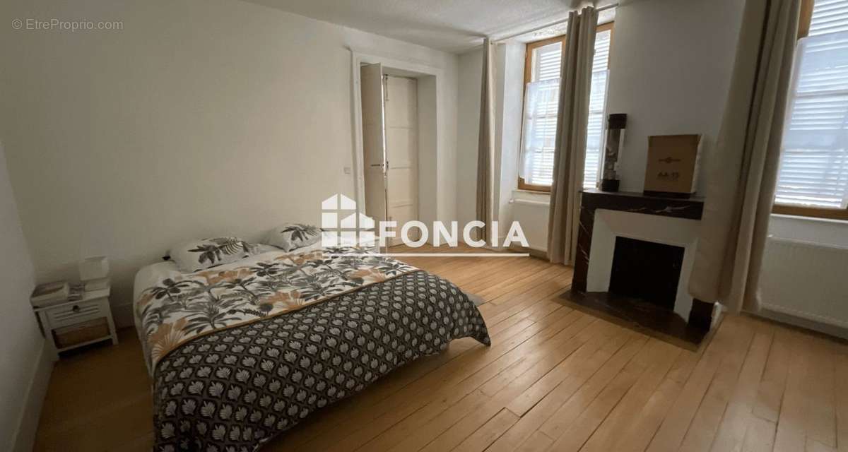 Appartement à CAHORS