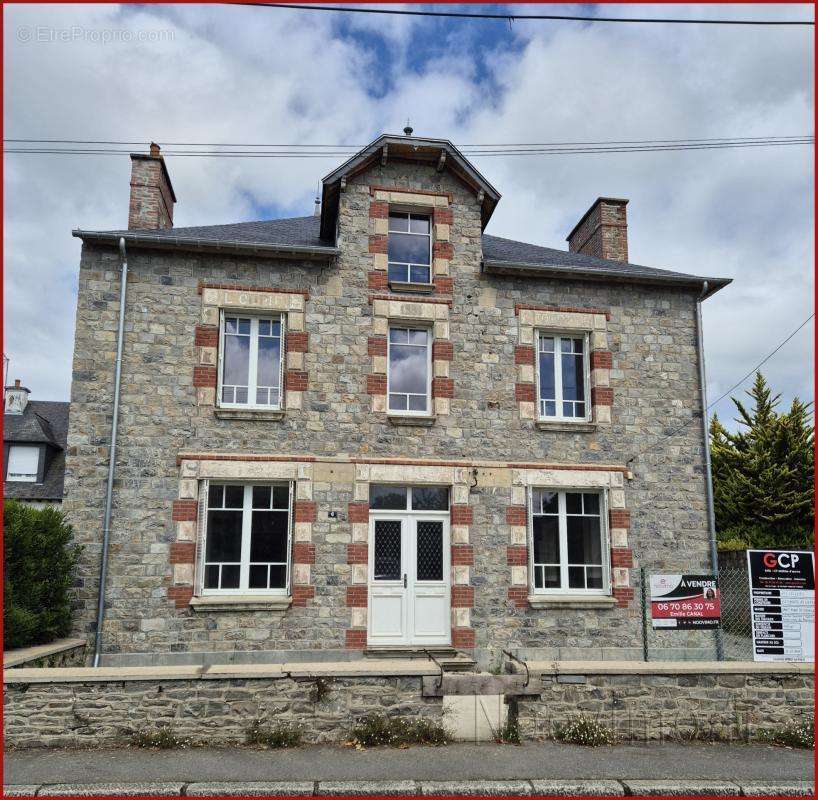 Maison à SAINT-AUBIN-DU-CORMIER