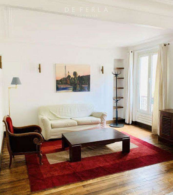 Appartement à PARIS-7E