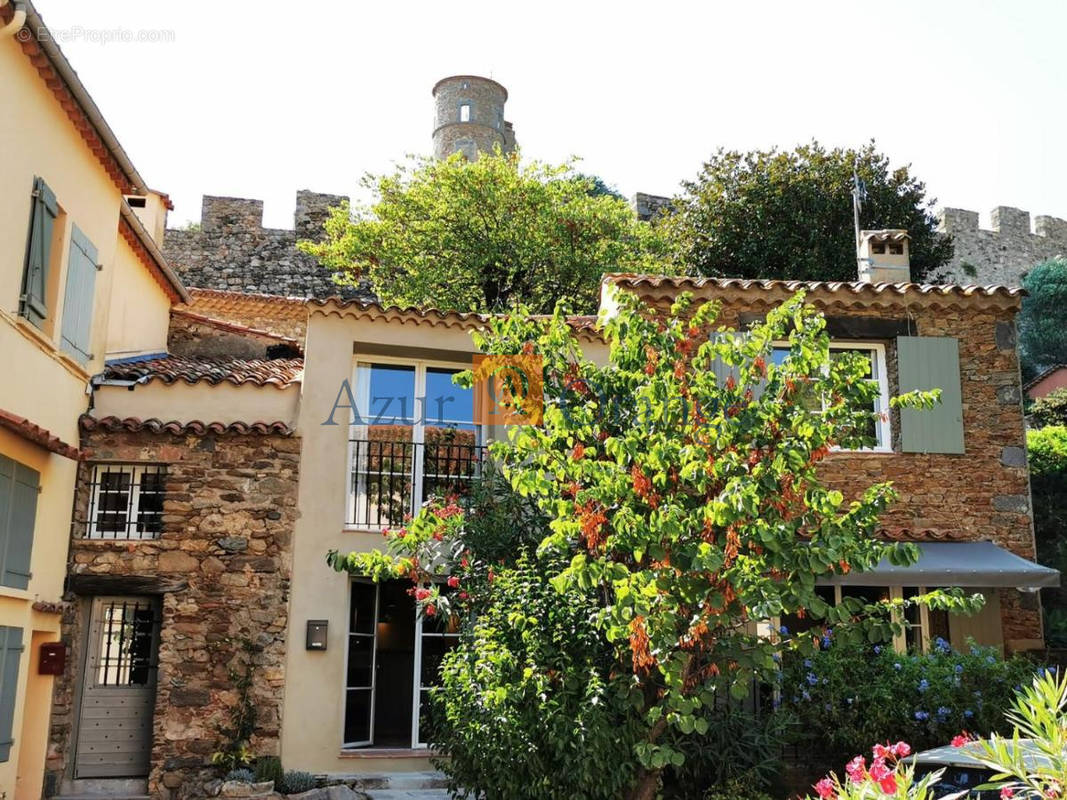 Maison à GRIMAUD