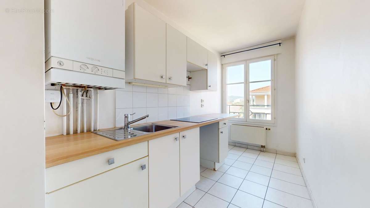 Appartement à LYON-4E