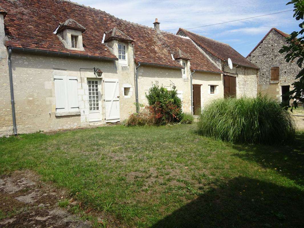 Maison à ANGLES-SUR-L&#039;ANGLIN