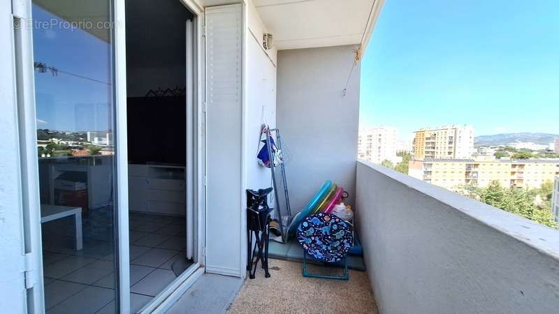 Appartement à MARSEILLE-13E