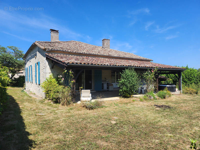 Maison à MONFLANQUIN