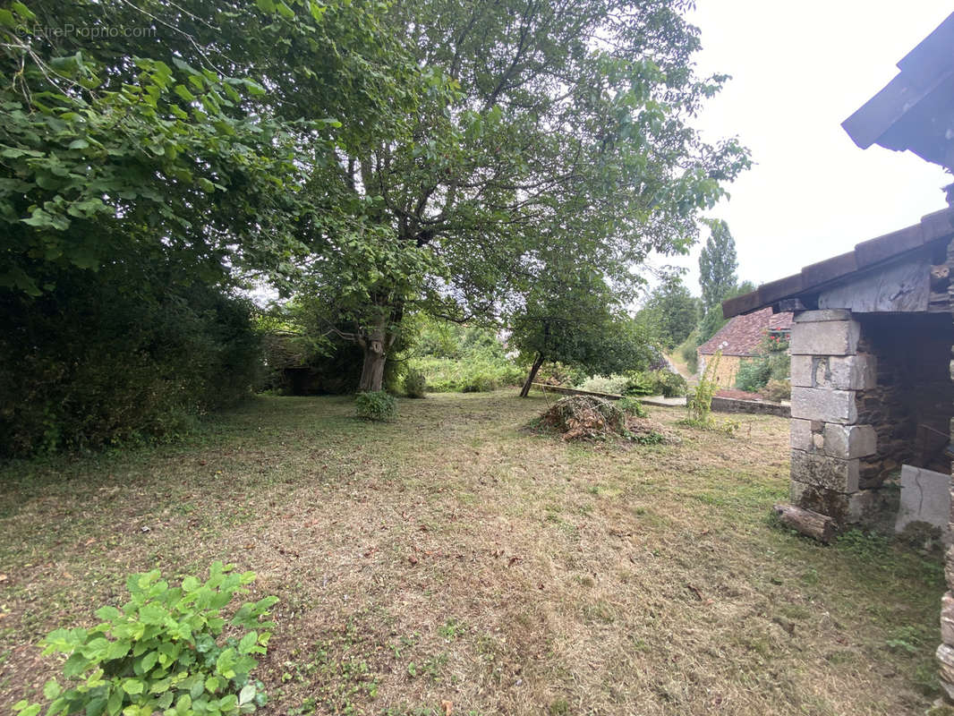 Maison à SARRAZAC